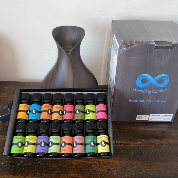 Everlasting Comfort Essential Oil Difuser w/16 Essential Oils Brand New - Picture 1 of 5